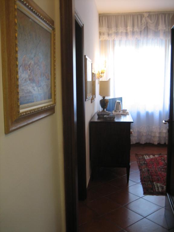 B&B Domus Сирмионе Экстерьер фото