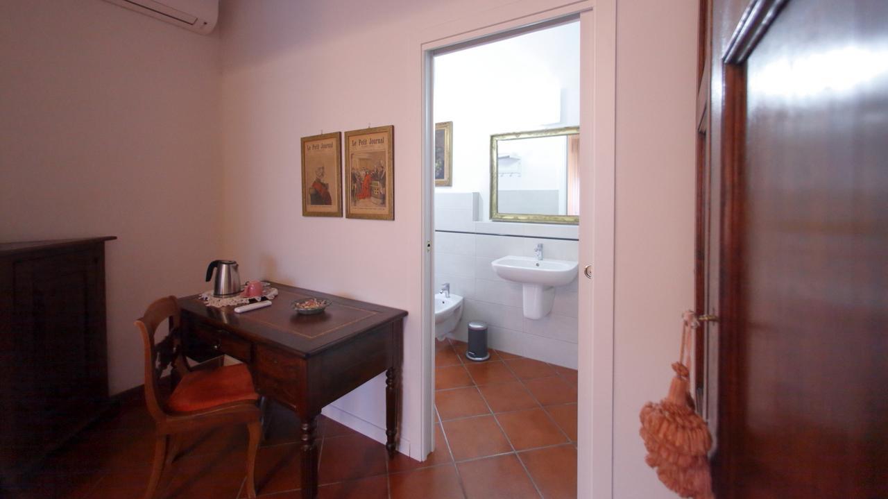 B&B Domus Сирмионе Экстерьер фото